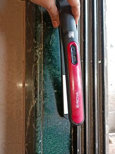 Nova Hair Straightener... Working