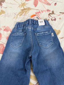 New Mumkins Jeans