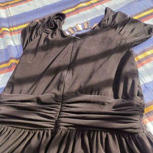 Elegant Black Dress 👗