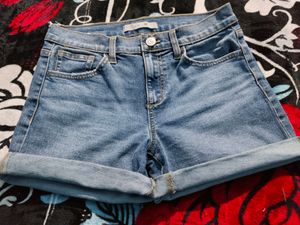 Girls stylish shorts