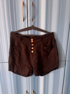 Ginger High Waist Buttoned Shorts-34
