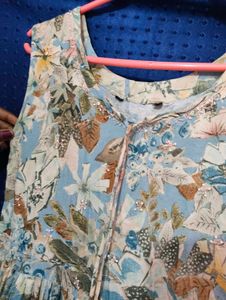 long floral dress for occasional wear