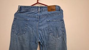 Jeans ,Blue colour , size =28&#34;