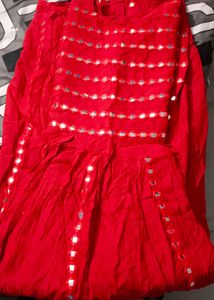 Unused Summer Friendly Gown