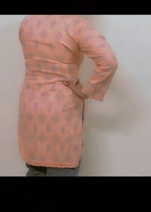 set of 4 beautiful cotton short kurtis