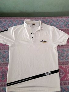 Very Nice Plain White And Beautiful T-shirt