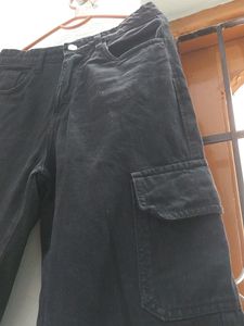 H&amp;M Black Cargo Denim Jeans 👖