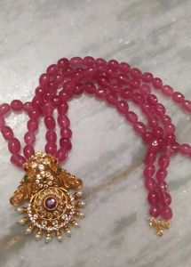 Pink Monalisa Beads With Pendant