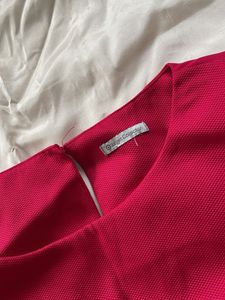 Magenta Sleeveless Top