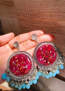 Raisin Art Name Earrings