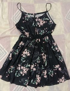 Women Black &amp; Pink Floral Dress
