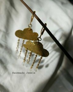 🌧Antique Cloud With Raindrops Leverback Earrings