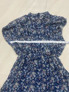 🌸 Effortlessly Elegant Floral Frock 🌸