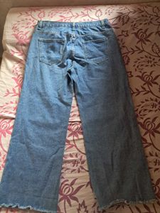 Wide Leg Frayed Hem Jeans