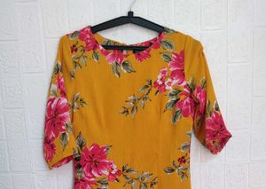 Floral Dress 💛