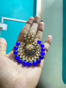 Blue Kundan Earrings &amp; Mangtika