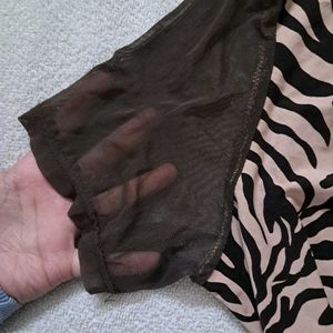 Y2k Vintage Zebra Print Top with Lace Details