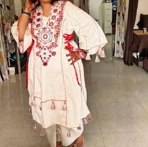 White Embroidered Kurta Set Xxl