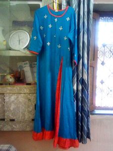 Blue Embroidered Kurta