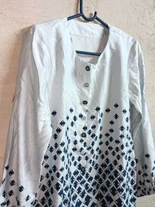 Ladies Fashion Casual Top Multicolour