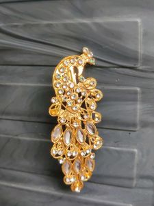 Vintage Gold Peacock Brooch