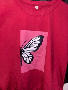Vibrant Tee, Unique Detail