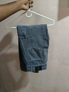 Title: Vintage Vibe Gray Cargo Jeans 😎👖