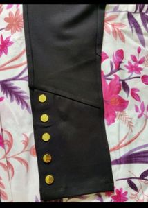 Brand New Fab Alley Side Buttoned Jeggings For Sal