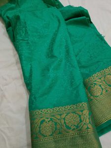 Green Banarasi Saree with free matching earrings