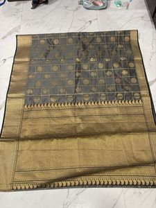 Elegant Grey &amp; Gold Saree