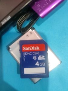 Nikon Coolpix S2700 With 4 Gb Memory Card And CHAR