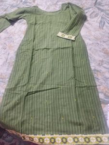 Casual Green Kurti With Same Dupatta Free