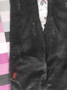 Black Skinny Jeans