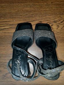 Londen Rag Embellished Block Heels