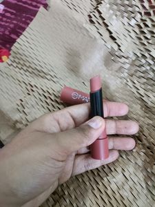 Nude Mars Lip Stick New