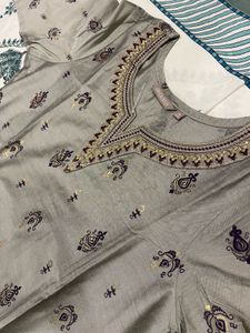 Elegant Embroidered Kurta