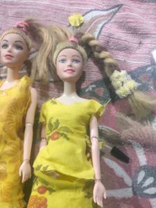 5 Doll Combo Including 1 Ken