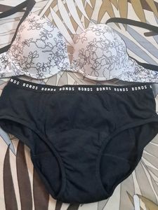 Combo Of Five Imported Fabric Bra  N Padded  Panty