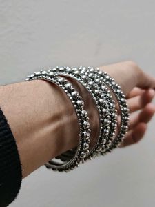 Silver Tone Beaded Bangle Set