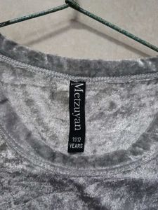 Metzuyan Velvet Top (11-12 Years)