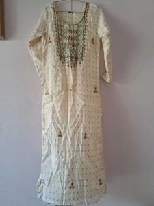 White Embroidered Kurta