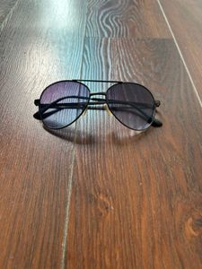 Aviator Style Sunglasses