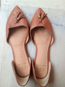 Carlton London Brown Leather Flats