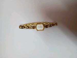 vintage gold women's luxury timeless watch