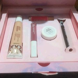 Just Herbs Makeup Essentials Glam Box