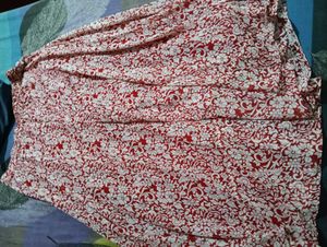 🌺 Women’s Red &amp; White Floral Kurti Set 🌺