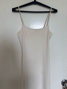 DIVIDED MAXI DRESS