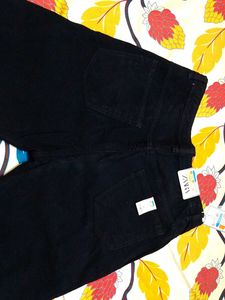 Zara Black Baggy Jeans (Women&#39;s)