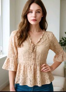 Elegant Lace Peplum Top✨❤️