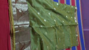 Beautiful New SAREE but Without Label